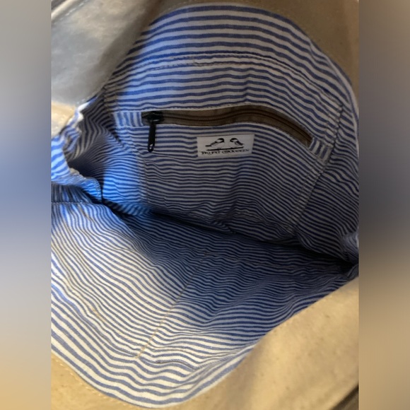 Shoulder Bag, LOTS of pockets, tan & light brown, Birdies Theme, Zipper closures - Picture 10 of 16